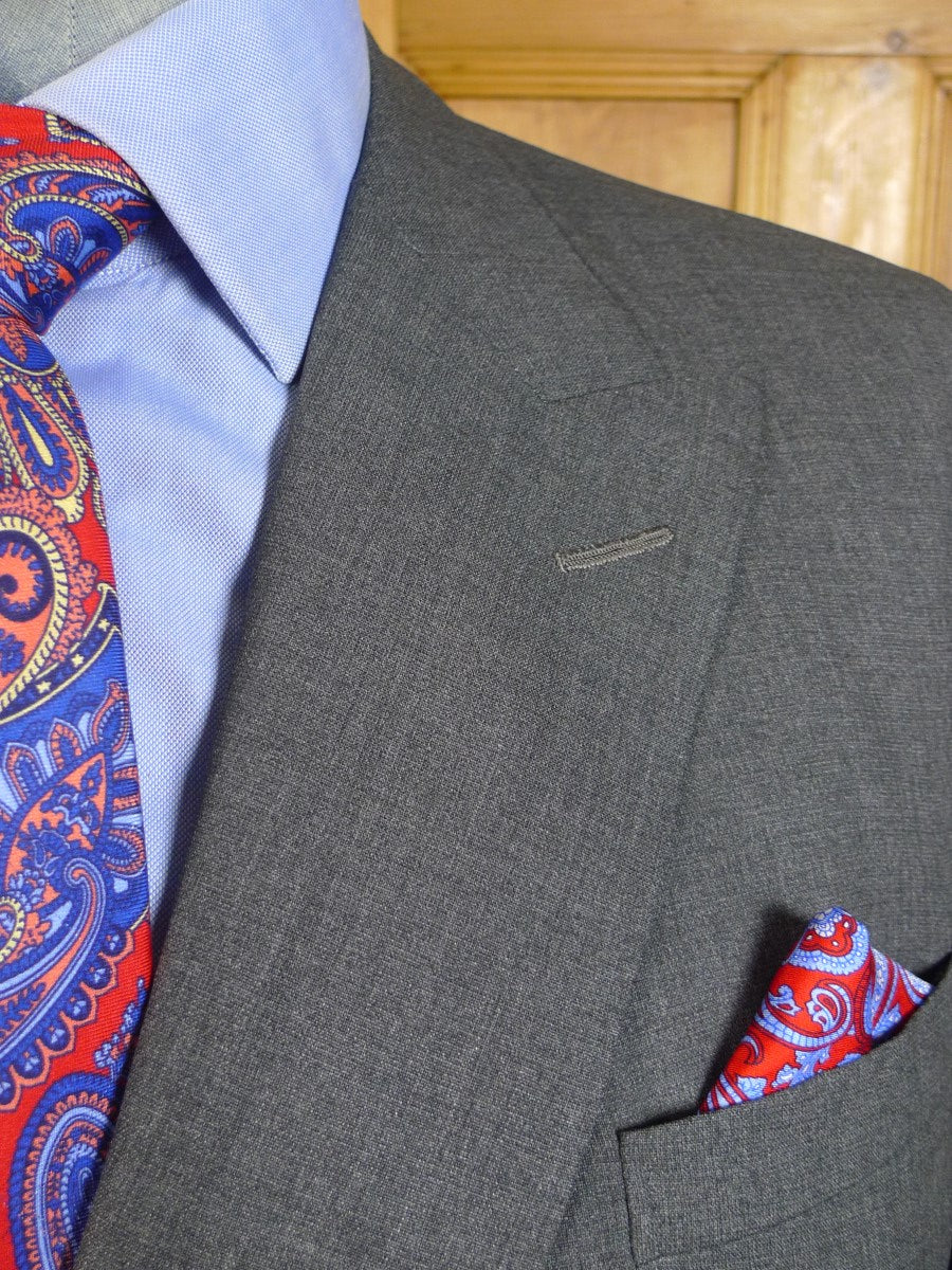 26/1062 immaculate 1996 huntsman savile row bespoke grey worsted d/b suit 43 extra long