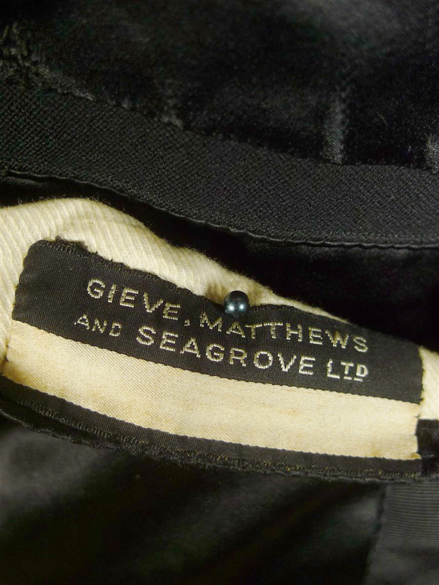 24/0482 stunning gieve matthews & seagrove (gieves & hawkes) savile row barathea / embroidered grosgrain silk smoking / dinner jacket made 1904 to 1916 - size 34