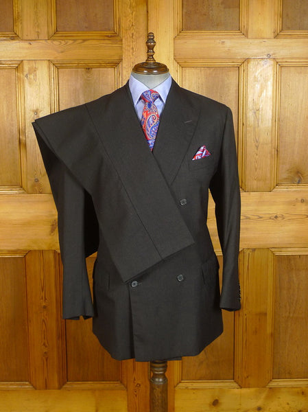 24/0474 immaculate anderson & sheppard 2009 savile row bespoke grey worsted d/b suit 46 regular to long