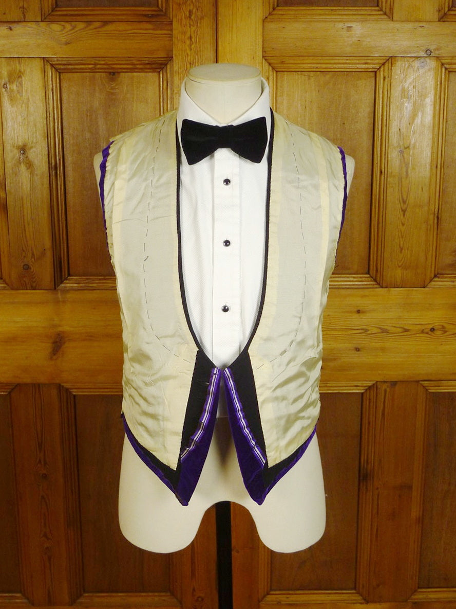 24/0544 wonderful vintage edwardian purple silk velvet shawl evening waistcoat 35-36