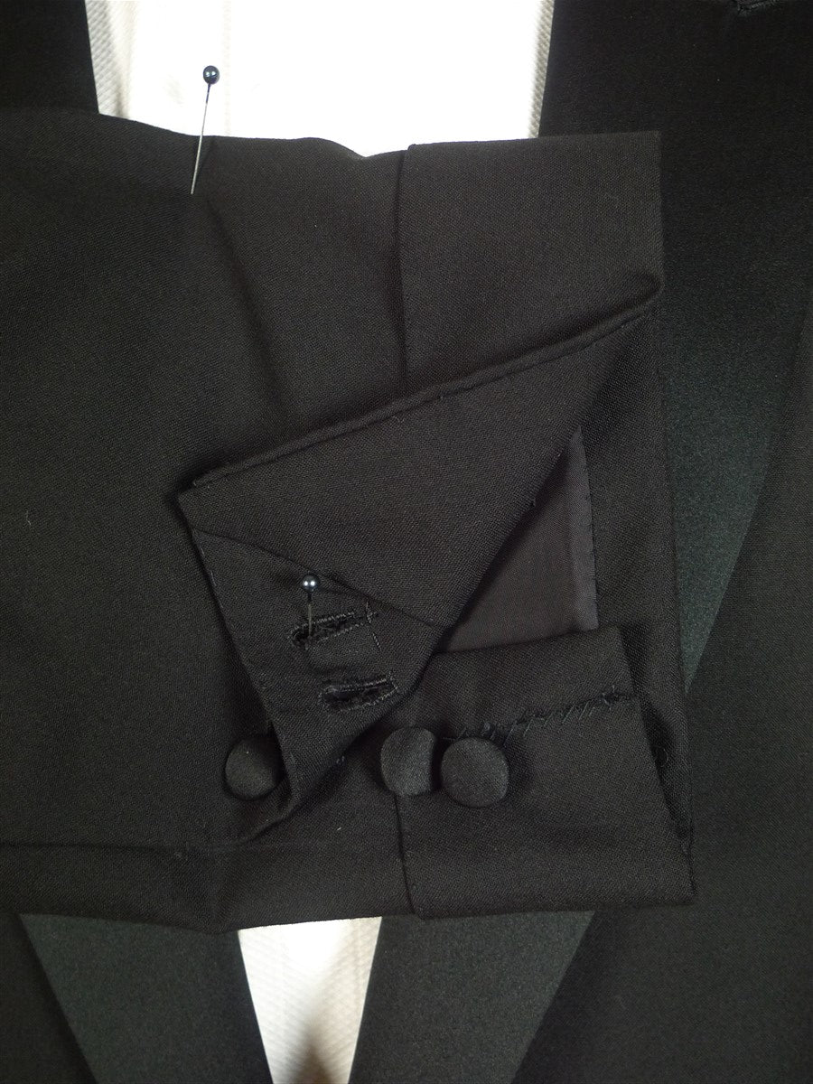 250724/031 immaculate kent haste lachter 2016 savile row bespoke black mohair dinner jacket w/ silk facings 50 regular to long