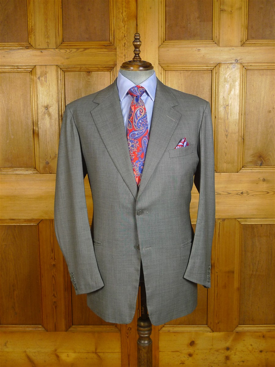 24/0837 anderson & sheppard 2003 savile row bespoke lighter-weight grey pick weave worsted suit 46-47 regular to long