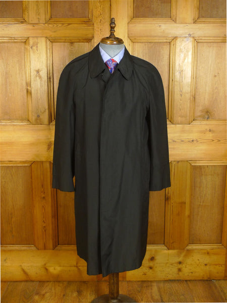 24/0893 vintage aquascutum 100% silk black raglan sleeve raincoat mac 41-42