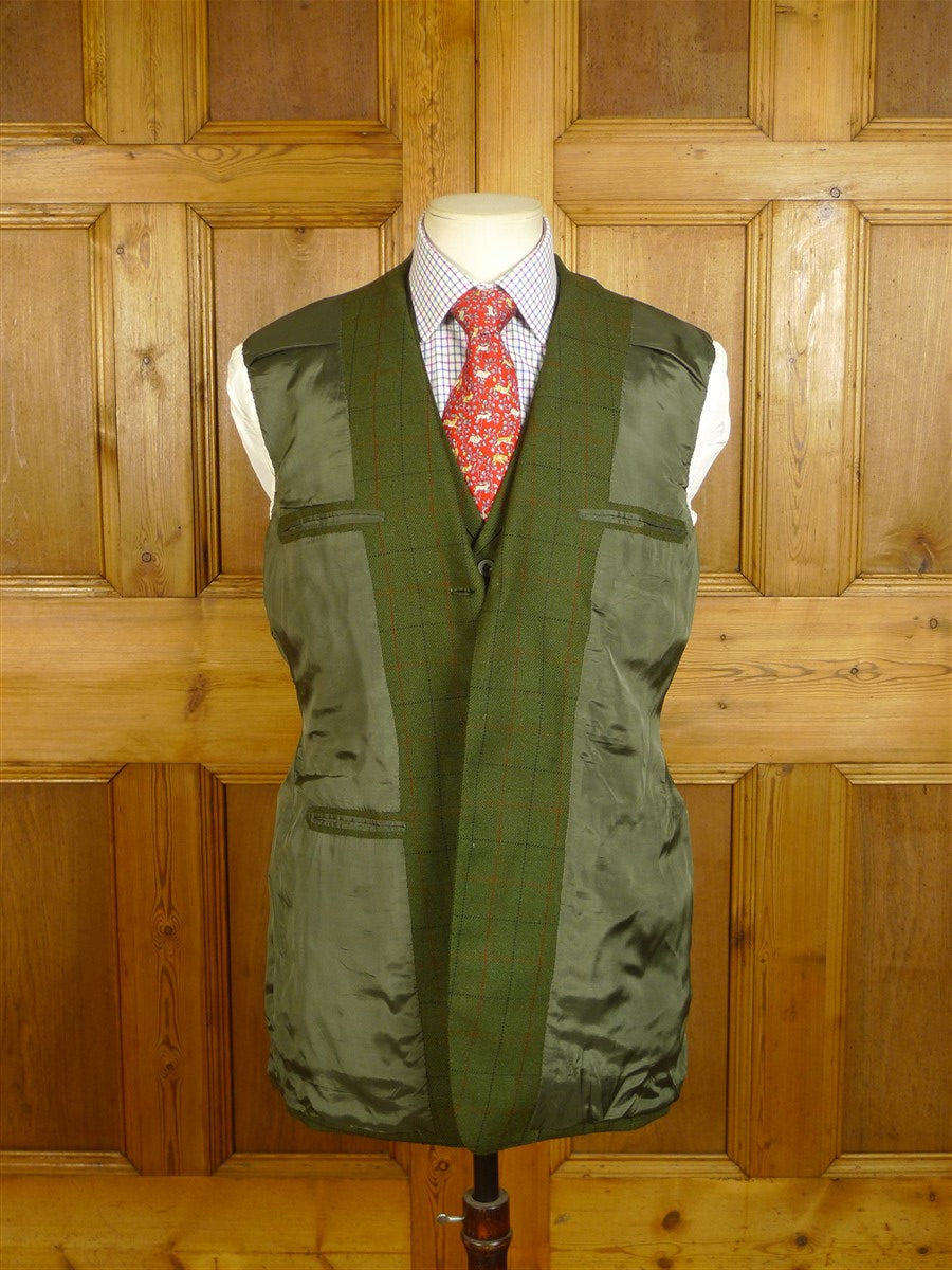 24/0975 immaculate vintage savile row bespoke green / red wp check 4-piece tweed shooting suit (2 pr breeks) 39 long