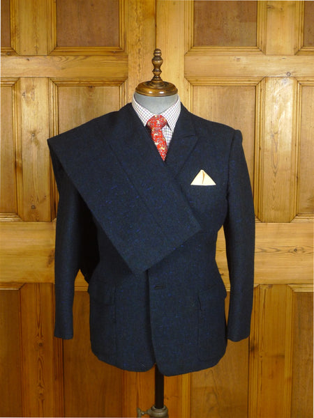 24/0976 beautiful 1950s 1960s vintage 2-tone blue donegal tweed suit w/ patch pockets 39 short