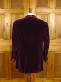 24/0978 beautiful 2007 redmayne bespoke burgundy red silk velvet smoking jacket w/ quilted silk facings 42 - 43 regular