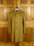 24/0985 vintage daks simpson 100% wool camel coat w/ leather buttons 41-42