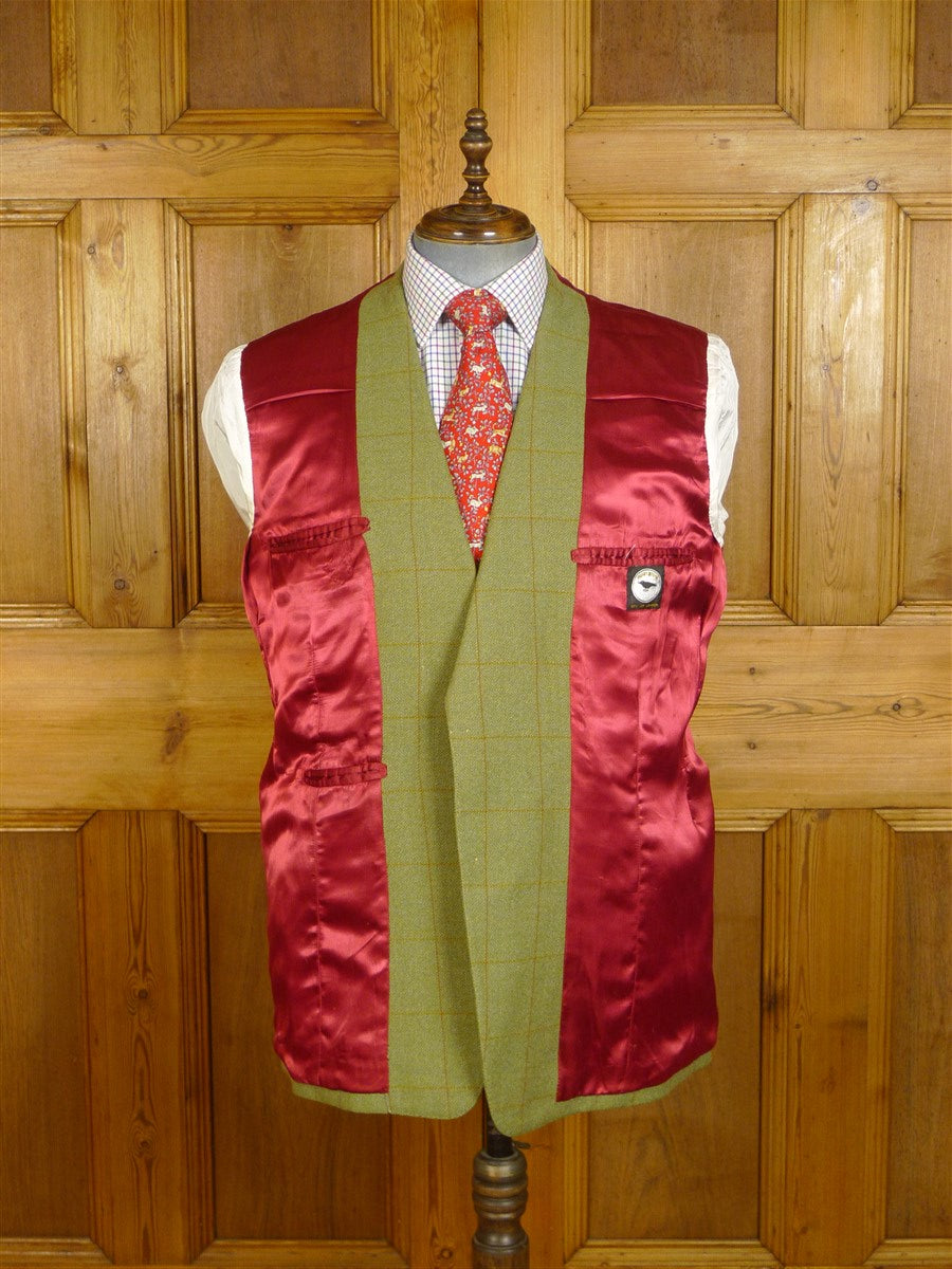 24/1014 immaculate p.a. crowe 2004 city of london bespoke green / amber wp check tweed jacket 45-46 regular