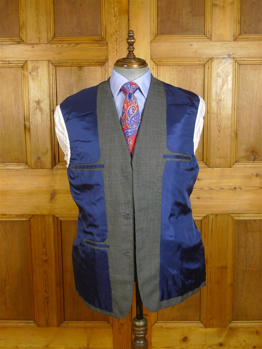 24/1053 immaculate 2010 huntsman savile row bespoke grey / blue glen check worsted suit 42-43 regular