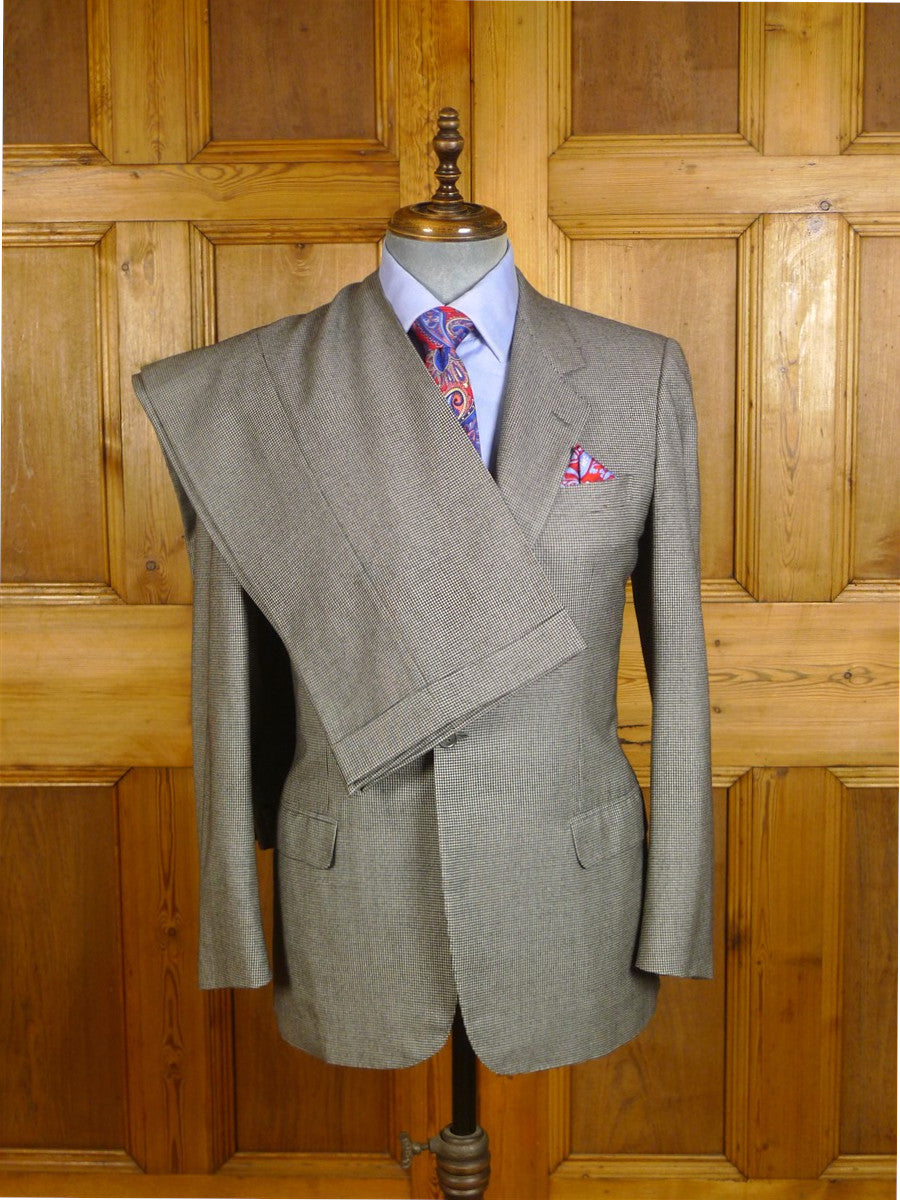 25/0051 luxury rossini  italian 100% cashmere dogtooth check suit (rrp £6,000) 38-39 short to regular