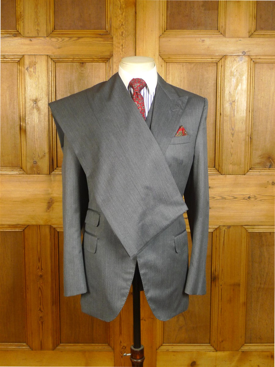 25/0167 terry haste 2010 savile row bespoke grey wool & silk 3-piece suit 38-39 regular