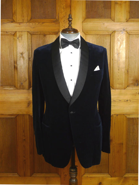 25/0181 british 2006 bespoke tailor canvassed midnight blue velvet smoking / dinner jacket 42 long