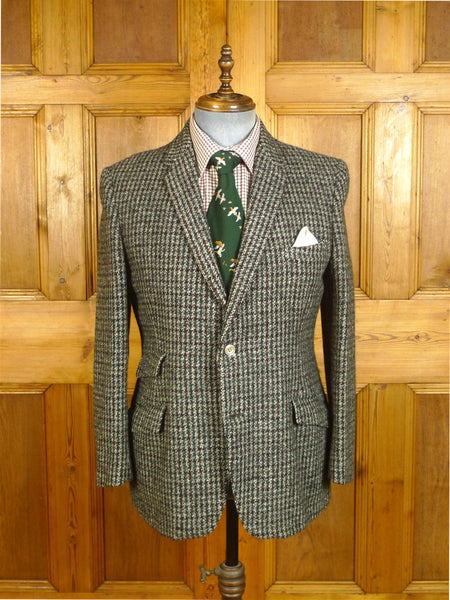 25/0268A vintage 1960s green / brown check harris tweed jacket 40 short to regular