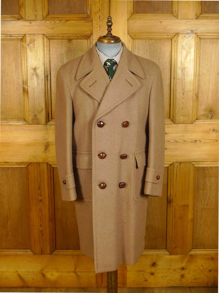25/0402 stunning 1950s 1960s vintage heavyweight british warm style overcoat w/ original leather buttons 42
