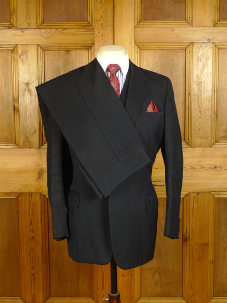 25/0399 vintage 1966 huntsman savile row bespoke dark grey / blue 2-tone heavyweight worsted 3-piece suit 37-38 regular