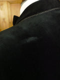 25/0506 buckleigh london black d/b velvet smoking / dinner jacket 44-45 long