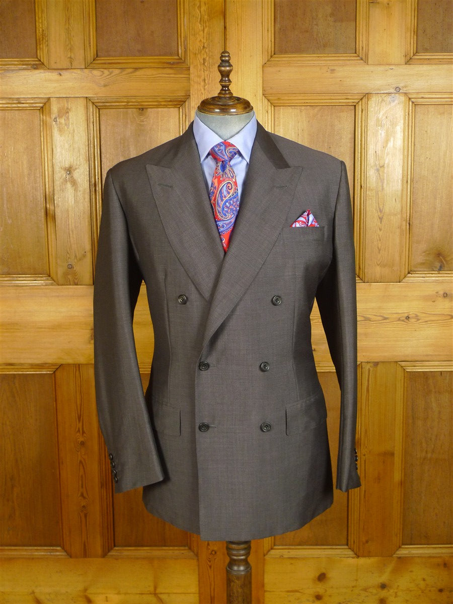 25/0522 immaculate 2021 anderson & sheppard savile row bespoke grey d/b mohair suit 42-43 long