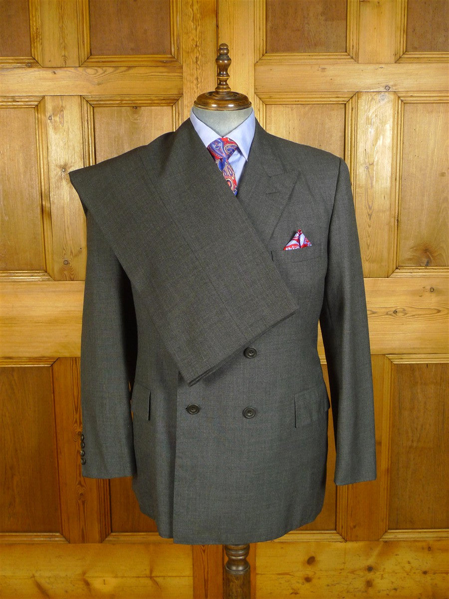 25/0563 immaculate 2013 savile row bespoke grey worsted d/b suit 42-43 long