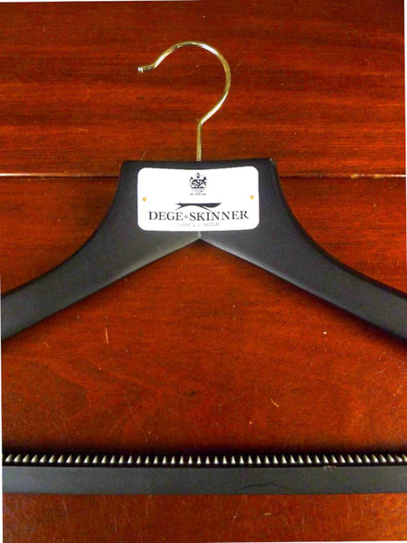 25/0600 dege & skinner savile row bespoke wooden suit hanger