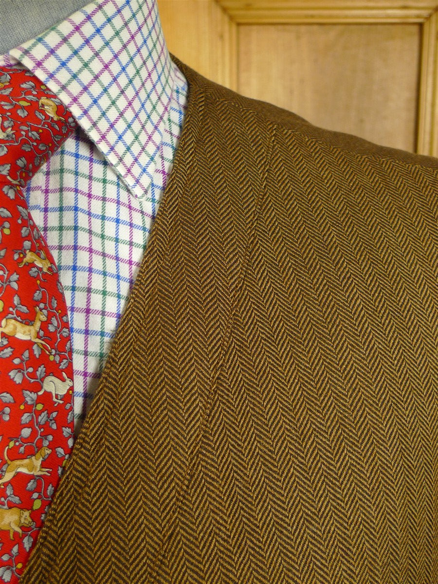 25/0638 bespoke tailored brown herringbone tweed shooting vest waistcoat gilet 50 long