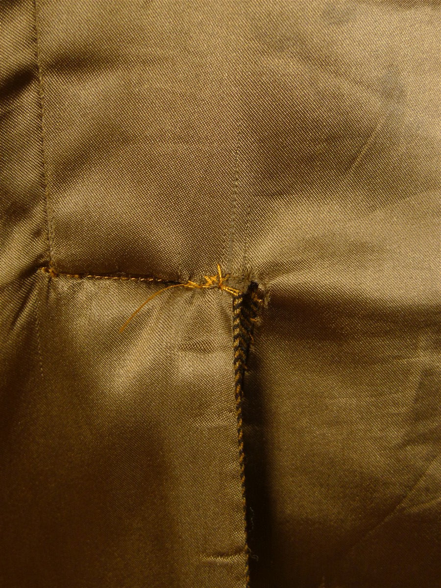 25/0638 bespoke tailored brown herringbone tweed shooting vest waistcoat gilet 50 long
