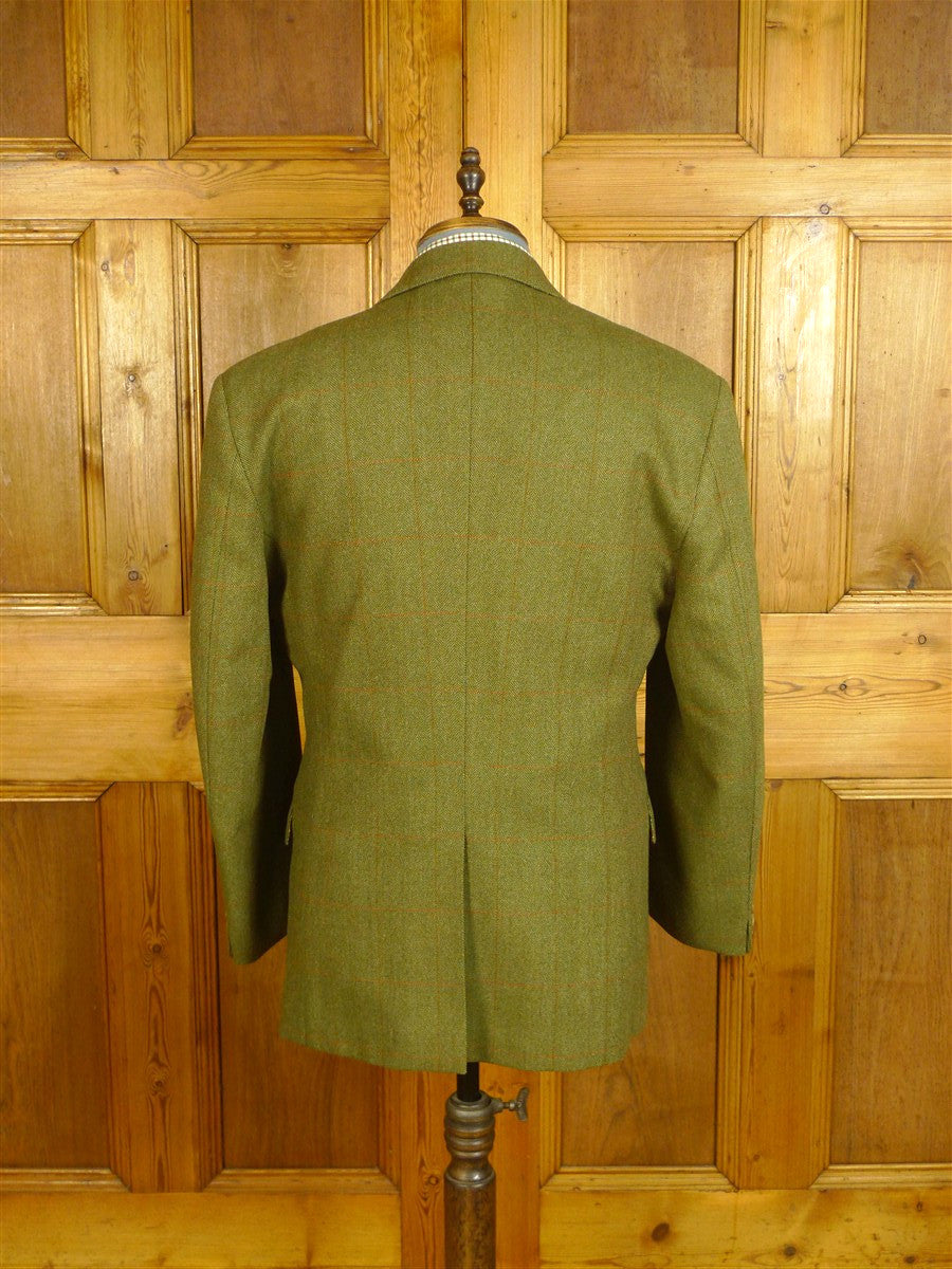 25/0697 exceptional bespoke tailor made john g hardy alsport cloth green wp check 3-piece tweed suit w/ paisley linings 40 short to regular
