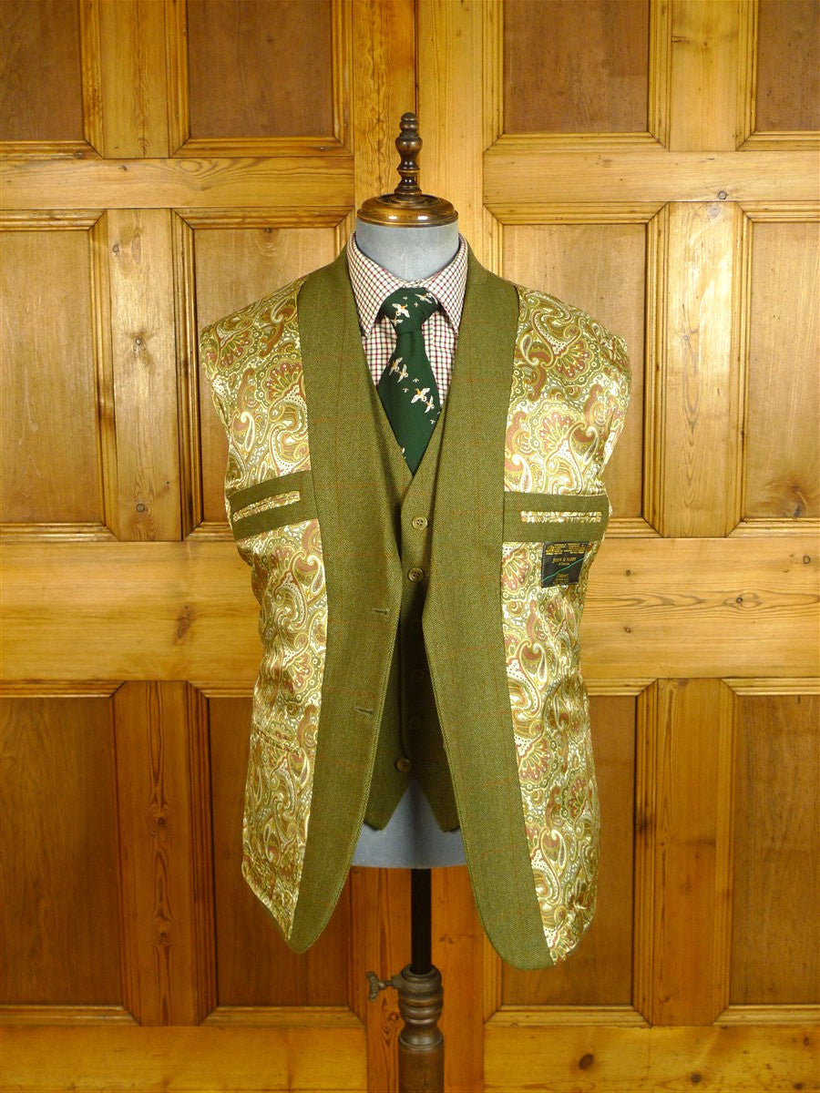 25/0697 exceptional bespoke tailor made john g hardy alsport cloth green wp check 3-piece tweed suit w/ paisley linings 40 short to regular