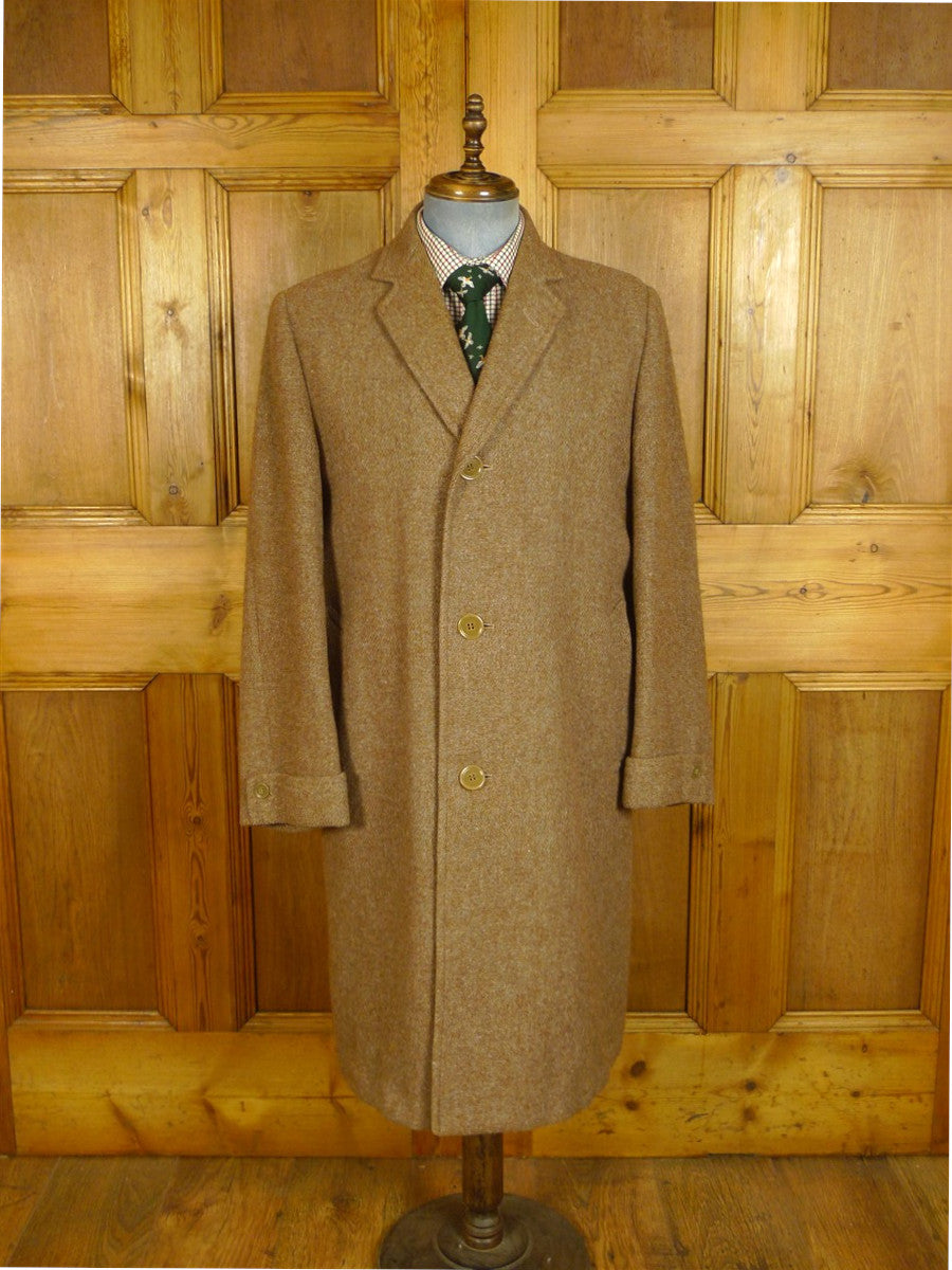 25/0684 beautiful near immaculate genuine 1940s 1950s lovat brown green harris tweed overcoat w/ gauntlet cuff 41-42