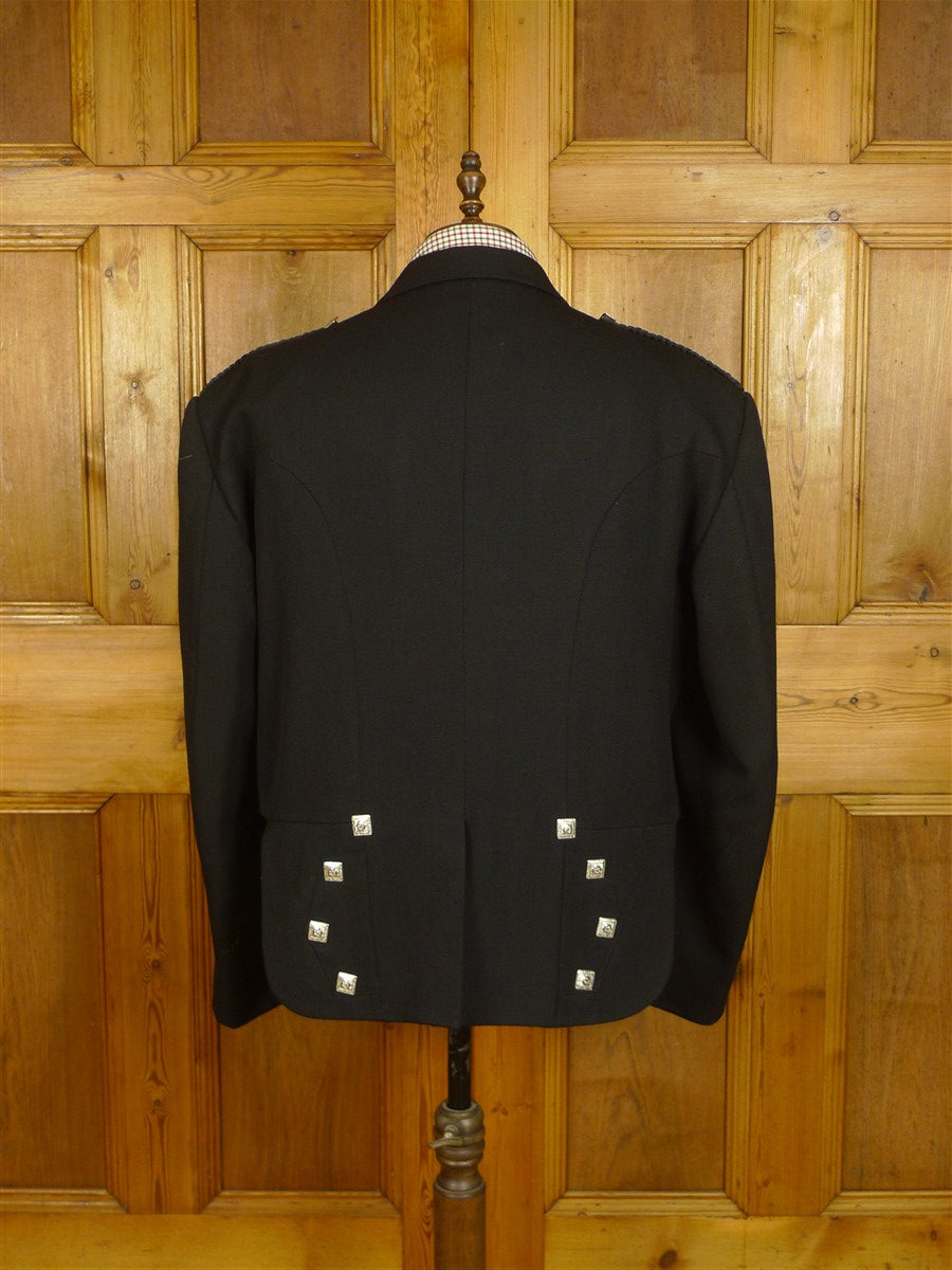 25/0749 immaculate vintage black barathea wool prince charlie kilt jacket 50 long