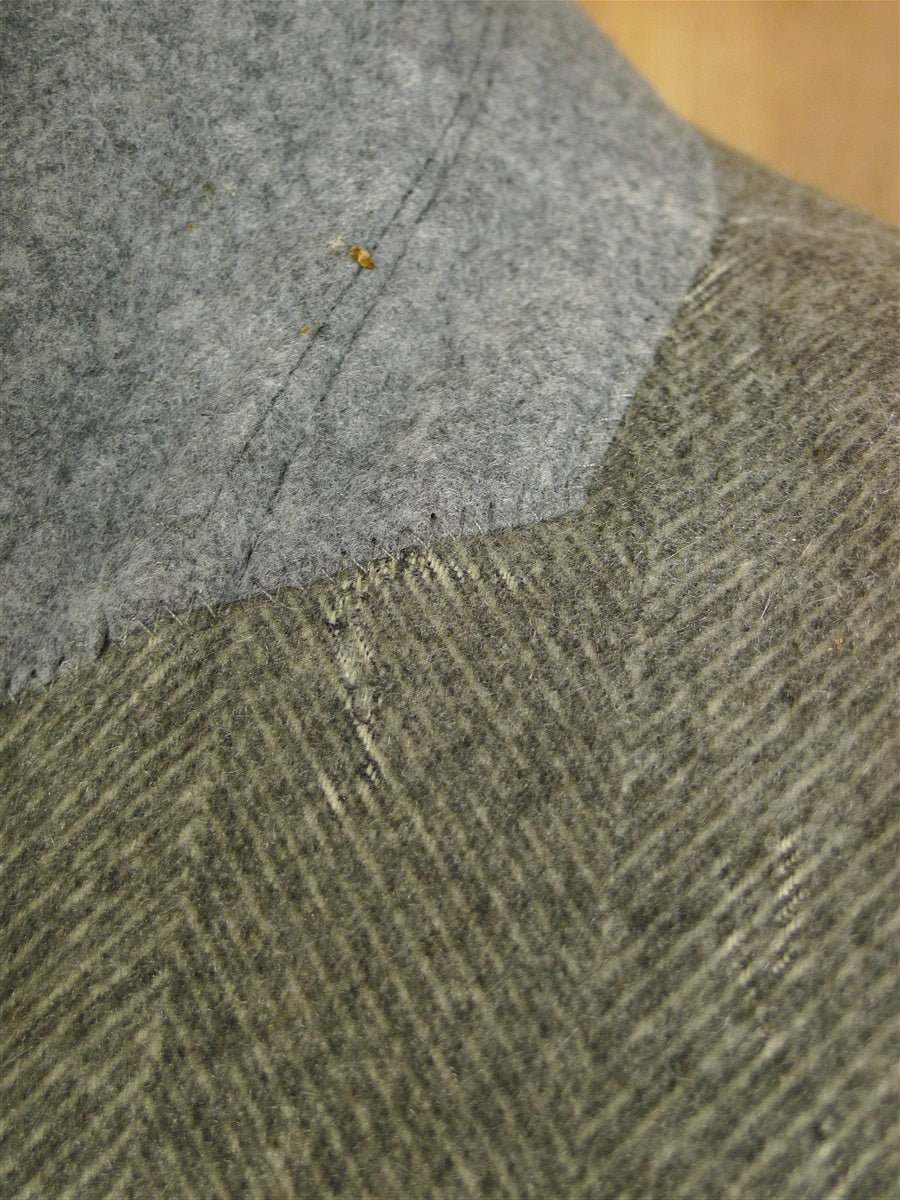 25/0821 zegna italy mongolian cashmere grey herringbone overcoat 42-44 long