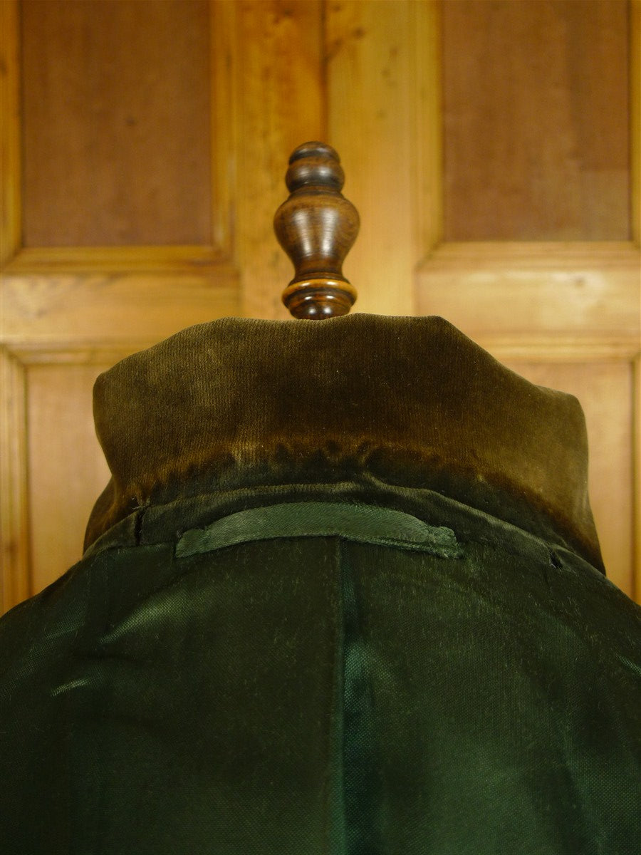 25/0822 vintage 1973 savile row bespoke heavyweight d/b grey overcoat w/ silk velvet collar 42 long