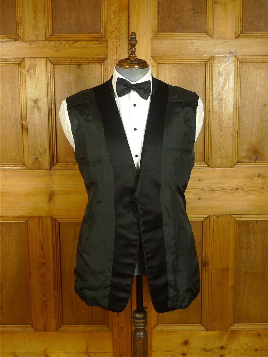 25/0805 vintage savile row bespoke black barathea peal lapel DJ dinner jacket 42 long