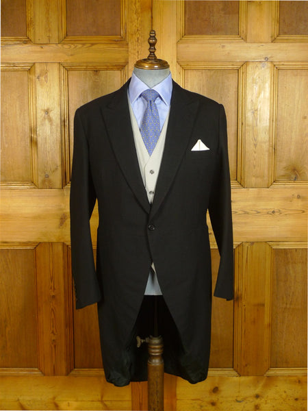25/0825 immaculate vintage 1987 savile row bespoke black herringbone worsted morning coat 41 long