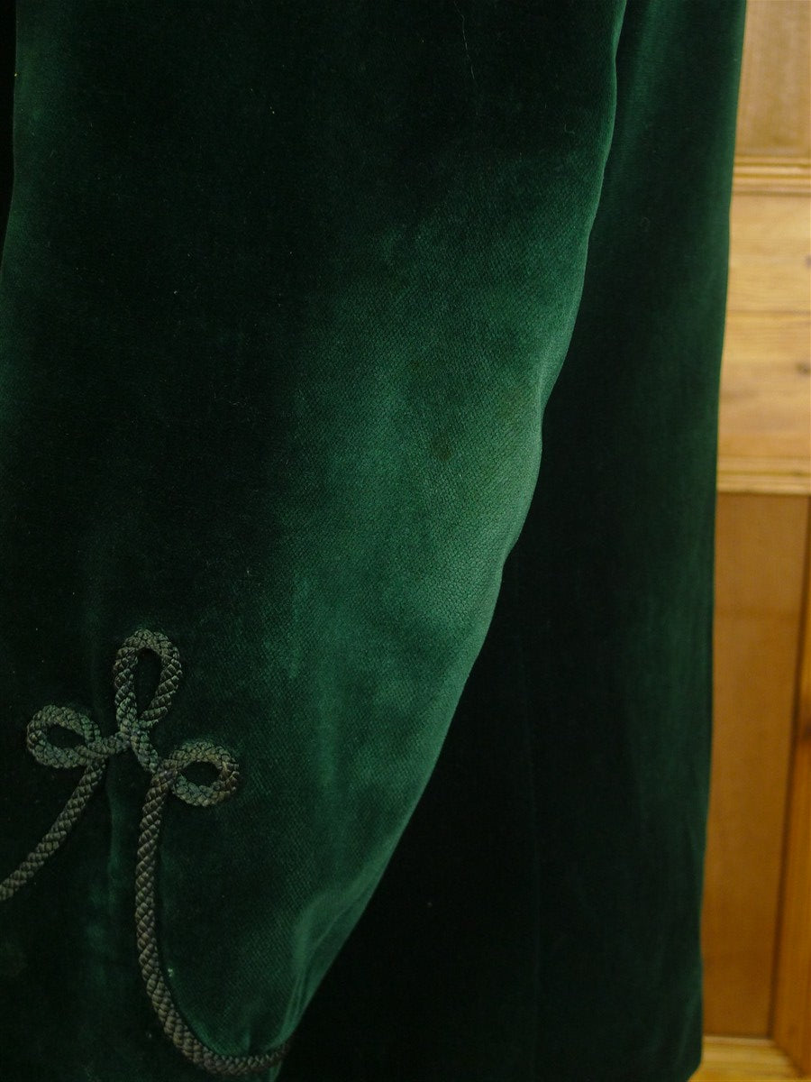 25/0865 buckleigh london green velvet d/b smoking / dinner jacket 42 regular to long