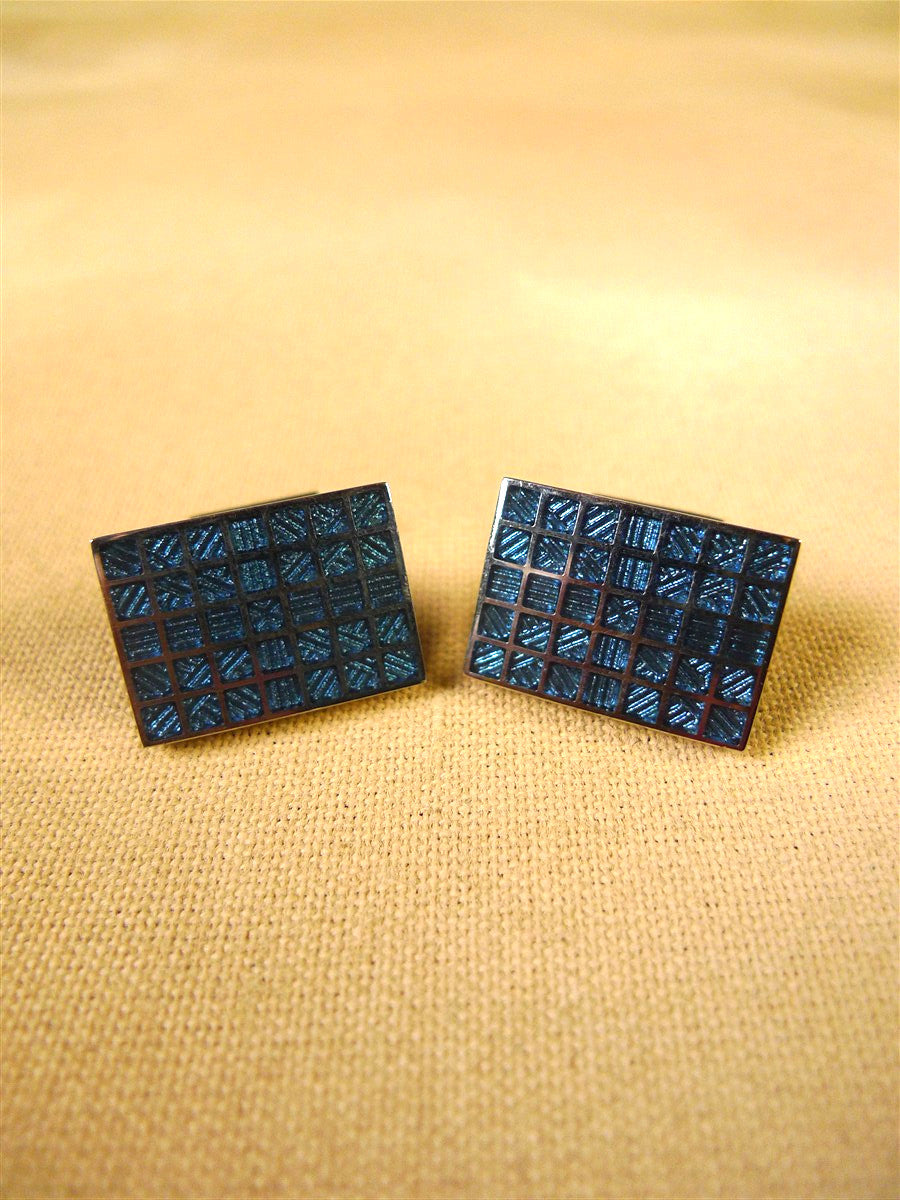 26/0004 immaculate thomas pink blue squares solid bar cufflinks