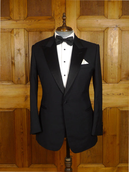 25/0872 immaculate stuart lamprell 2022 savile row bespoke black barathea worsted wool dinner suit DJ w/ contrast lining 41 short