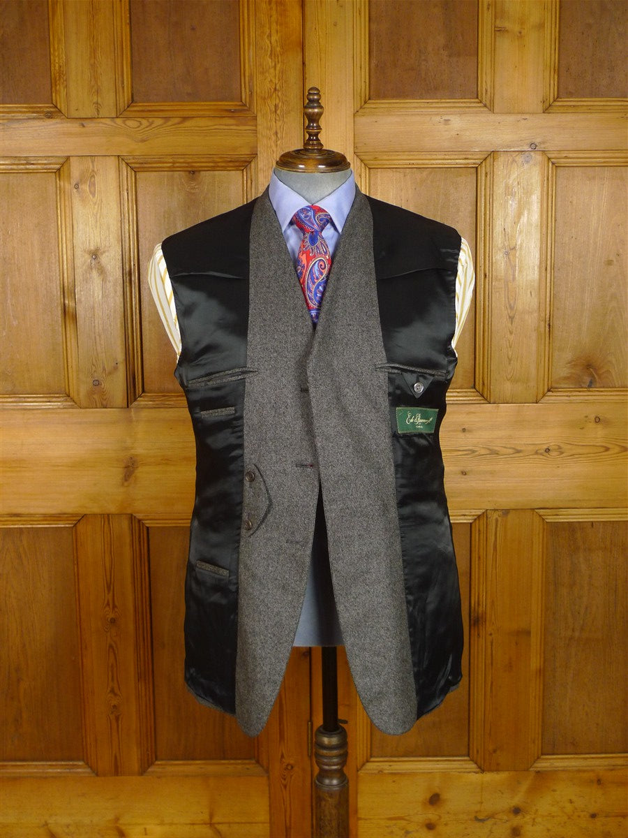 25/0891 immaculate ede & ravenscroft salt & pepper grey wool blazer w/ ghillie collar 44 regular to long