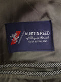 25/0926 immaculate vintage austin reed grey herringbone chesterfield coat w/ velvet collar 38-39 long