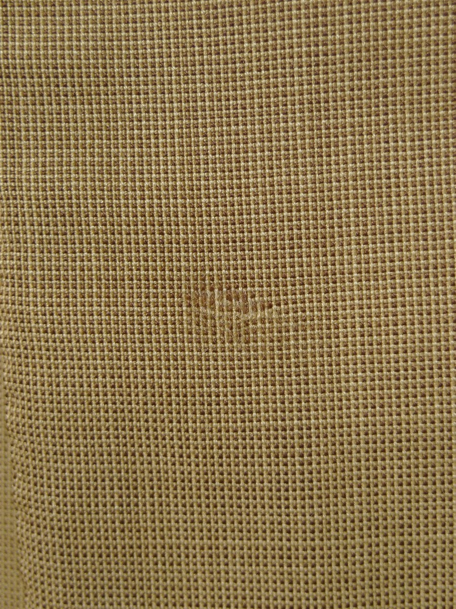 25/1056 dege & skinner 2009 savile row bespoke tan beige worsted suit w/ horn buttons 45 regular to long