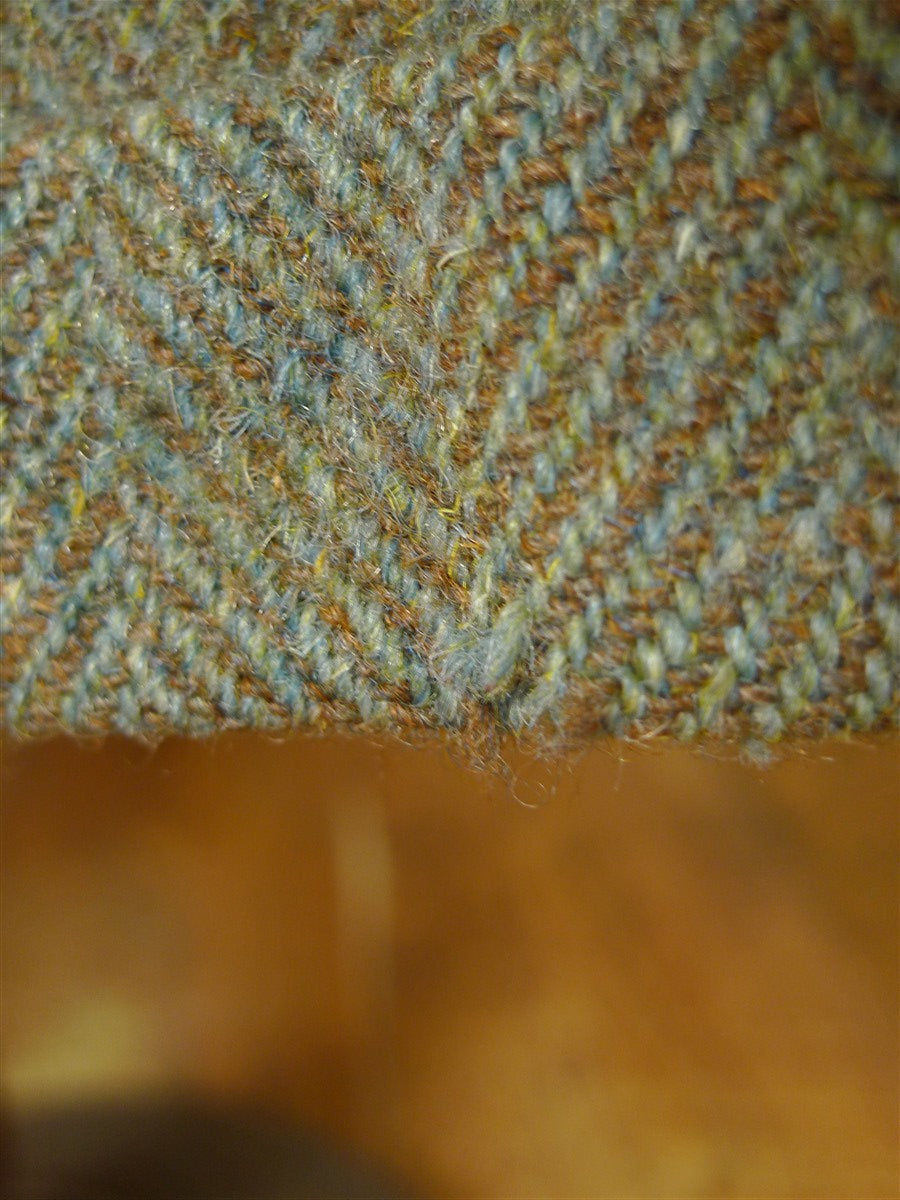 25/1088 beautiful genuine 1930s 1940s vintage harris tweed green herringbone overcoat coat 40