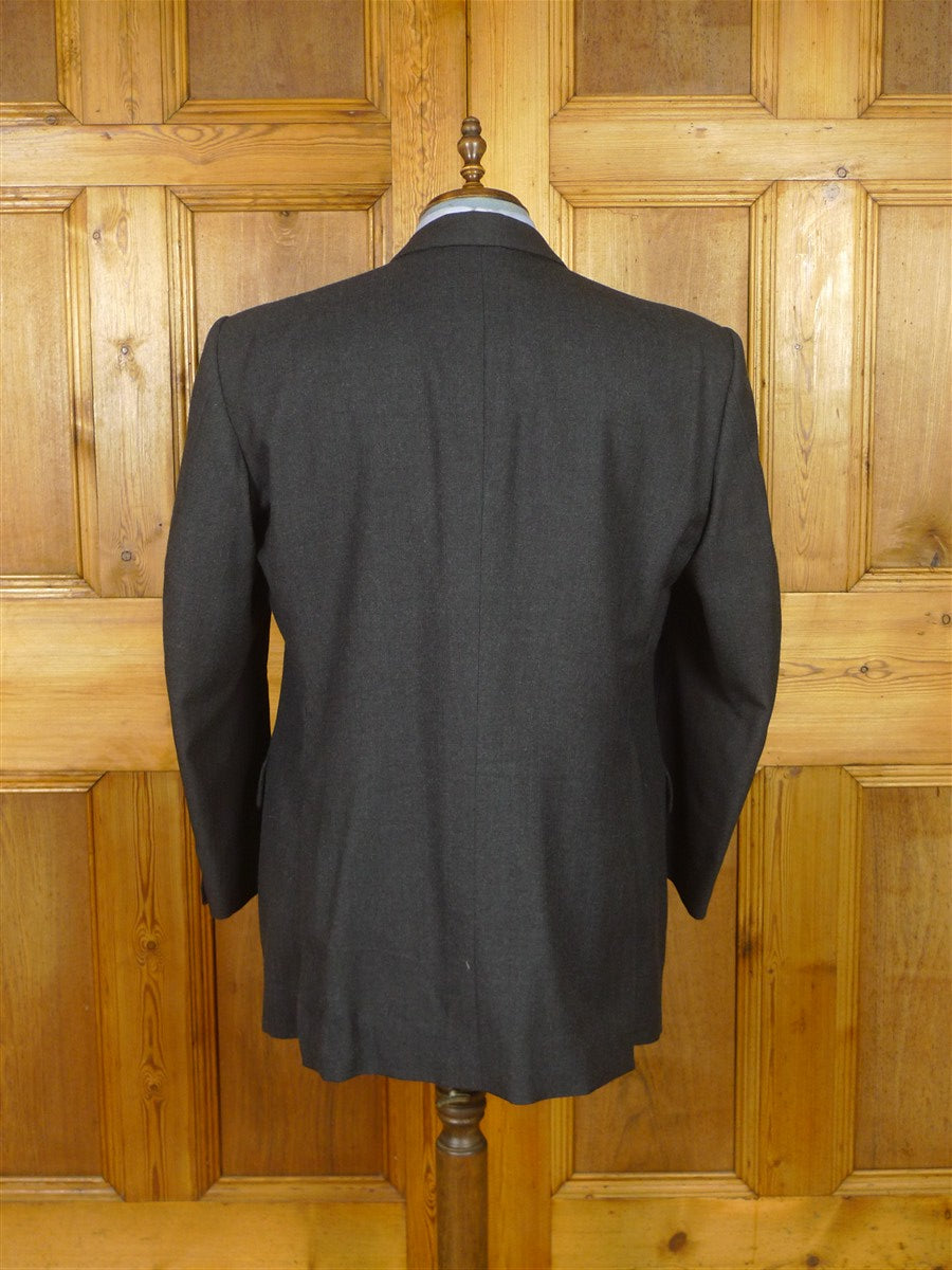 25/1074 immaculate 2010 dege & skinner savile row bespoke heavyweight grey / red pin-stripe d/b worsted suit 46 regular w/ 2 pair trs