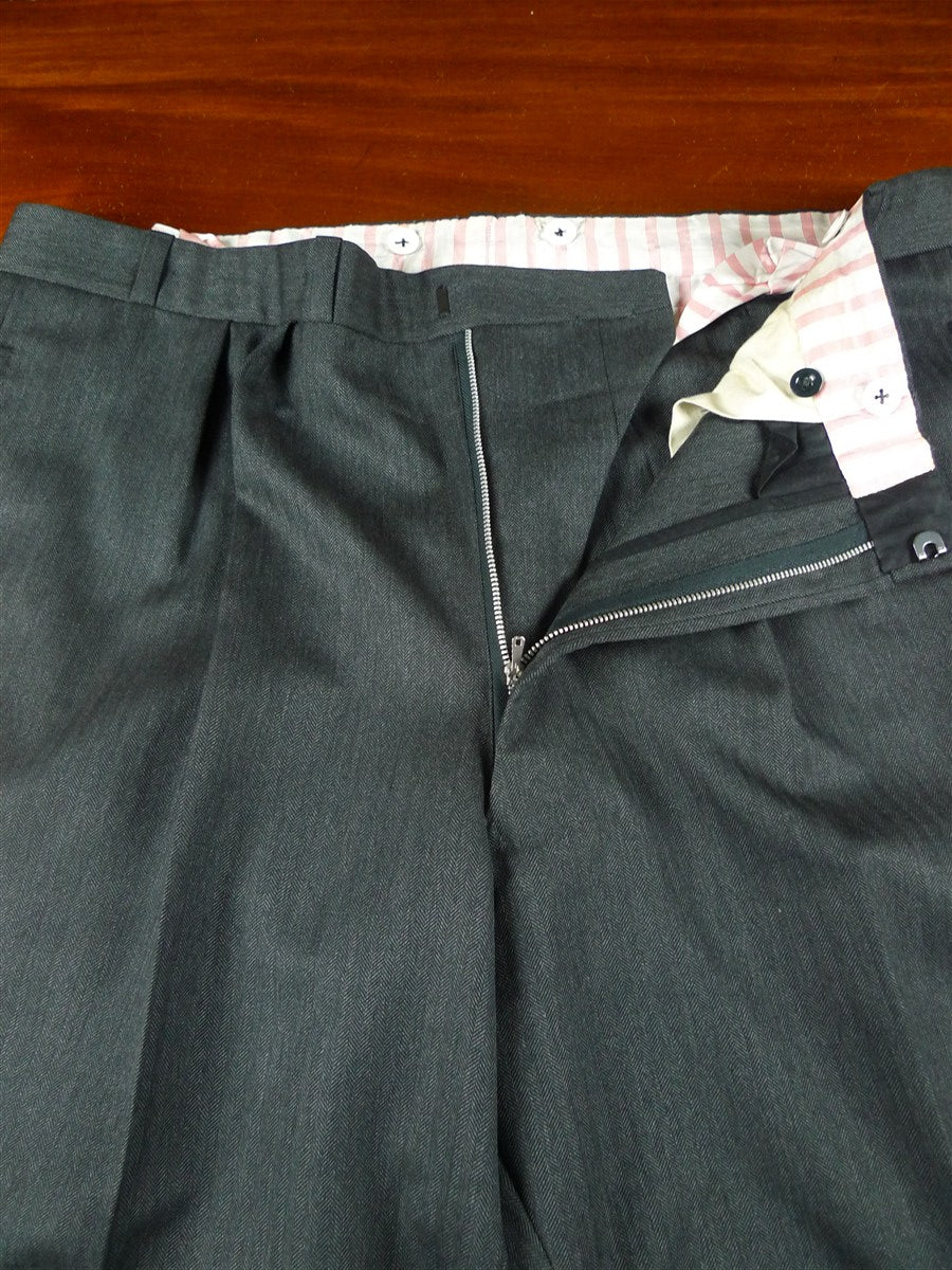 25/1076 near immaculate 2006 dege & skinner savile row bespoke heavyweight grey herringbone d/b worsted suit 45-46 regular w/ 2 pair trs