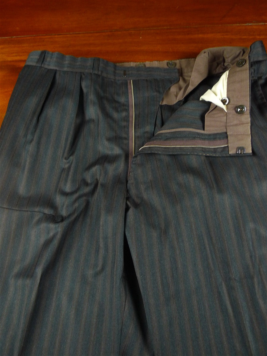 25/1077 near immaculate 2006 dege & skinner savile row bespoke heavyweight charcoial grey / brown stripe d/b worsted suit 44-45 regular w/ 2 pair trs