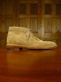 25/1091 nearly new burberry tan suede semi-brogue chukka boot  uk 8