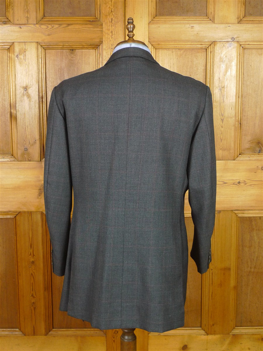 25/1101 dege & skinner 1999 savile row bespoke heavyweight grey red prince of wales check worsted d/b suit w/ 2 pair trs 45 regular to long