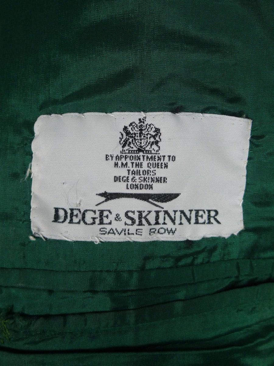 25/1134 dege & skinner 2002 savile row bespoke heavyweight grey herringbone worsted d/b suit w/ 2 pair trs 44 regular