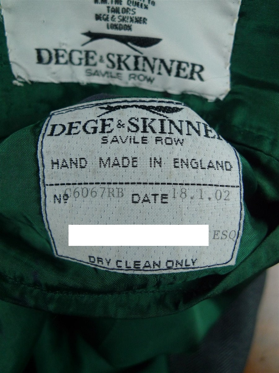 25/1134 dege & skinner 2002 savile row bespoke heavyweight grey herringbone worsted d/b suit w/ 2 pair trs 44 regular