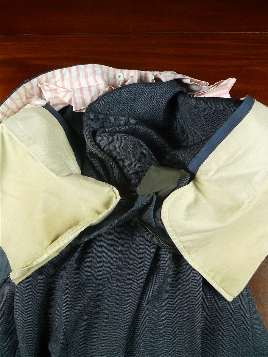 25/1134 dege & skinner 2002 savile row bespoke heavyweight grey herringbone worsted d/b suit w/ 2 pair trs 44 regular