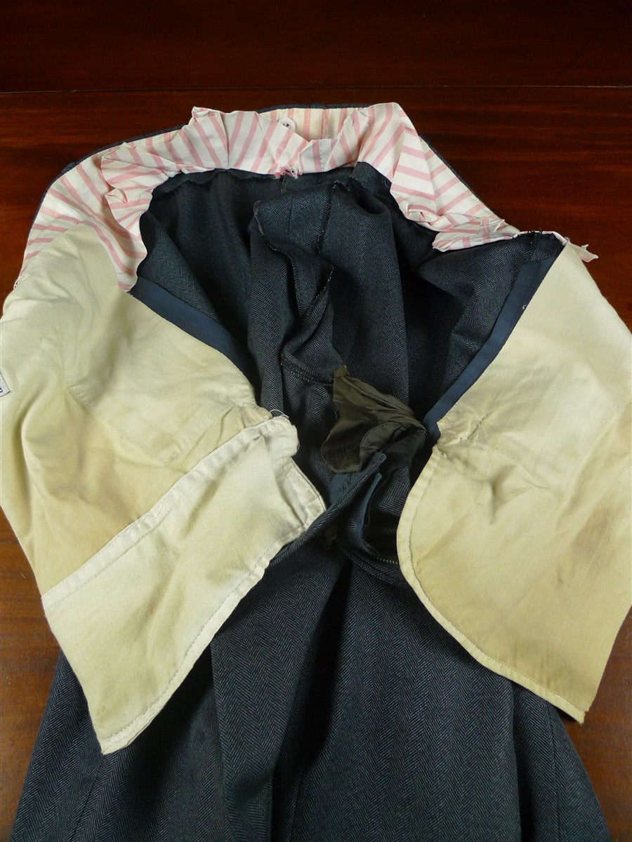25/1134 dege & skinner 2002 savile row bespoke heavyweight grey herringbone worsted d/b suit w/ 2 pair trs 44 regular
