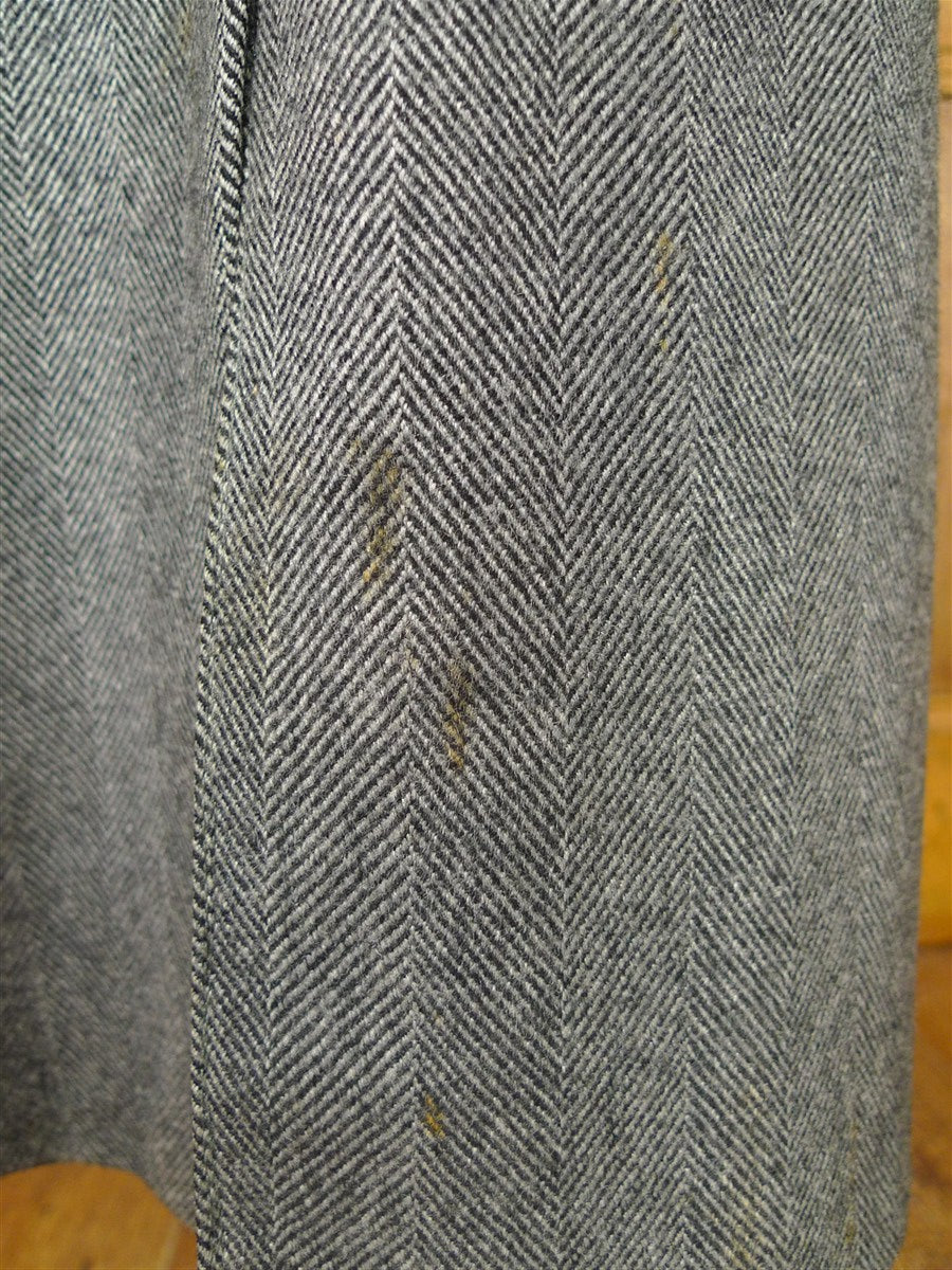 25/1139 superb vintage british grey herringbone wool chesterfield coat overcoat 40-42